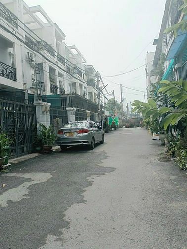 Hình ảnh Bán đất thổ cư. Hẻm xe hơi 4x20. Sổ hồng riêng