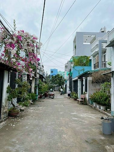 Hình ảnh Bán đất thổ cư. Hẻm xe hơi 4x20. Sổ hồng riêng