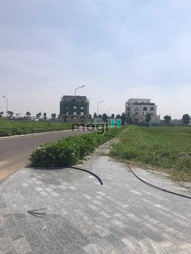 Hình ảnh Cần bán đất ngay đường Đinh Thị Thi gần khu đô thị Vạn Phúc, có sổ sẵn