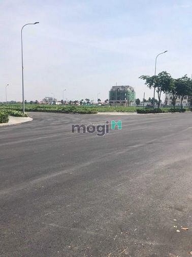 Hình ảnh Cần bán đất ngay đường Đinh Thị Thi gần khu đô thị Vạn Phúc, có sổ sẵn