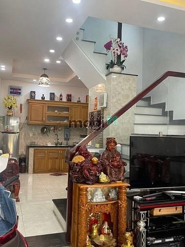 Hình ảnh Nhà hẻm 1 soẹt đường Tên Lửa khu vực Bình Tân cần bán gấp