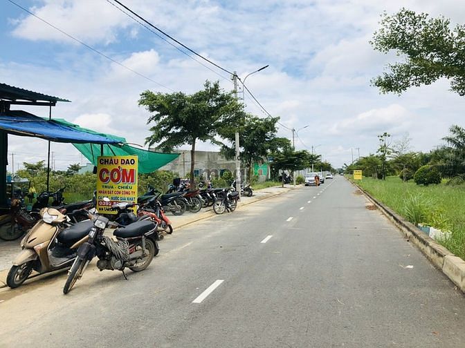 Hình ảnh Chủ kẹt tiền ra gấp lô 100m2 SHR, full thổ chỉ 450trieu