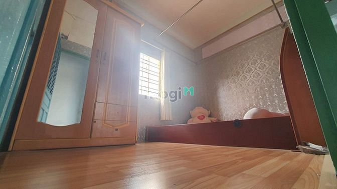 Hình ảnh Cho thuê nhà hẻm 2 lầu 1 lửng gần cầu Nguyễn Văn Cừ