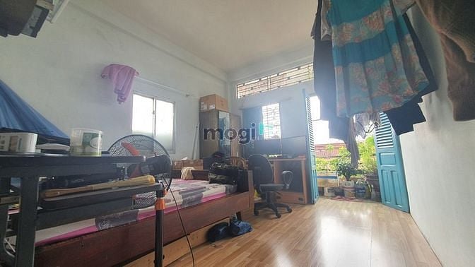 Hình ảnh Cho thuê nhà hẻm 2 lầu 1 lửng gần cầu Nguyễn Văn Cừ