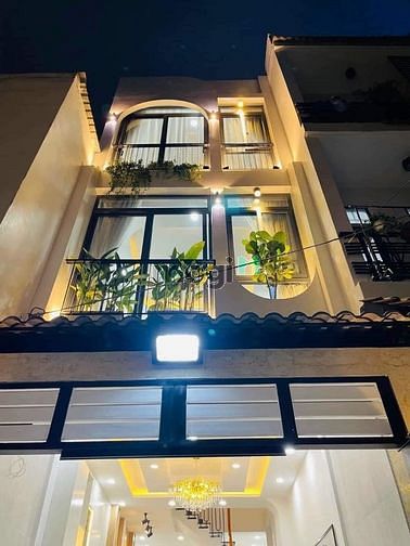 Hình ảnh Về quê bán nhà Phan Đăng Lưu Q.PN 52m2 5T830