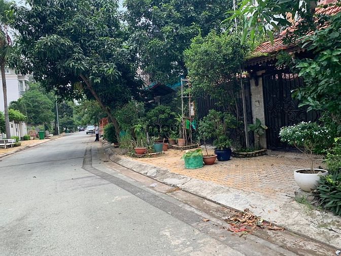 Hình ảnh Cần bán lô đất đường Phạm Hùng, Bình Chánh sổ riêng, Giá 1tỷ550/80m2,
