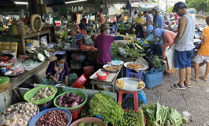 Hình ảnh Bán Gấp Nhà Nát 1 Sẹc Đường Vườn Thơm Bình Chánh