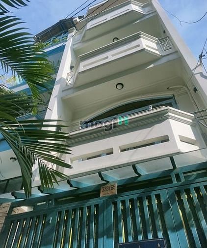 Hình ảnh Phan Văn Trị, P2, Q5 (5.8 * 10.25m) bốn lầu cách MT 1 căn 7.8 tỷ
