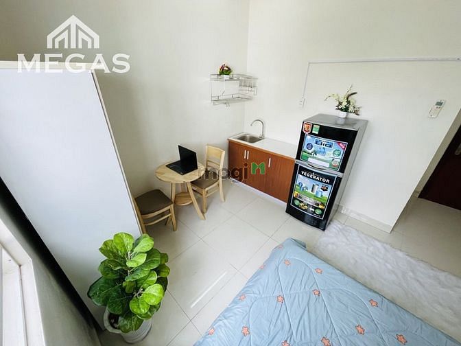 Hình ảnh Cho Thuê Căn Hộ Dịch Vụ Full Nội Thất Gần Đường Cộng Hoà