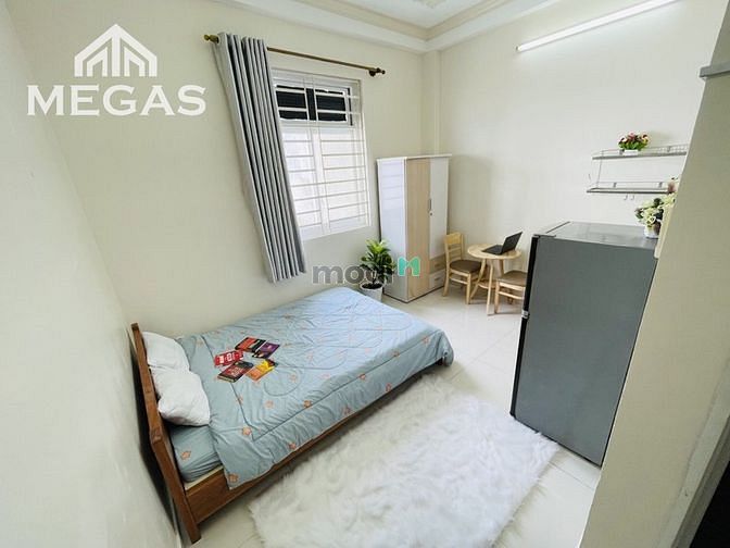Hình ảnh Cho Thuê Căn Hộ Dịch Vụ Full Nội Thất Gần Đường Cộng Hoà