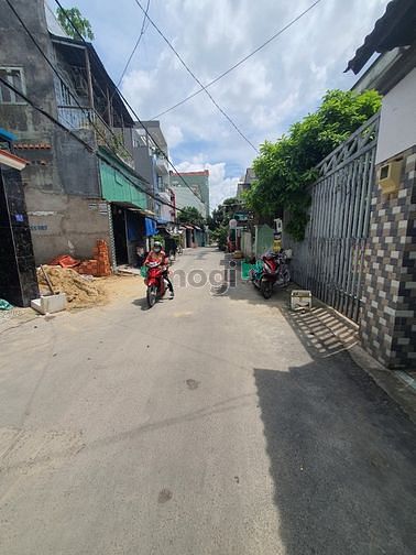 Hình ảnh Cho thuê kho xưởng Q2 Bình Trưng Đông Dt 800m Giá 60tr/tháng