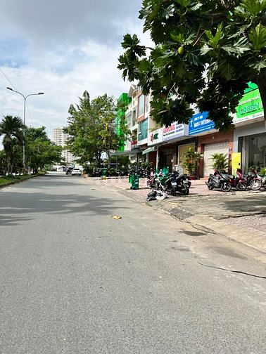 Hình ảnh Sang nhượng đất mặt tiền đường Trần Não, Bình An, Q2 120m2 giá 6 tỷ 9