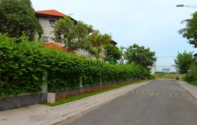 Hình ảnh Bán đất 80M2 MT đường D5 UBND phường 25, Bình Thạnh.giá 2,5ty.SHR