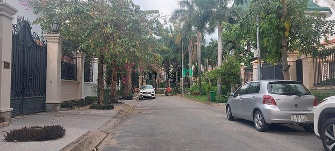 Hình ảnh Đất biệt Thự 7.5x25(173m2)ngay ĐH Văn Hóa đường Quốc Hương giá 185tr/m