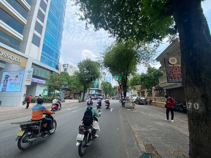 Hình ảnh [CHO THUÊ] MT Võ Văn Tần, Quận 3. 4x20, 5T, thang máy. 70 triệu