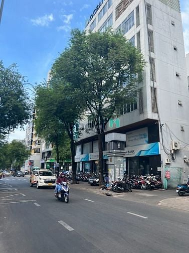 Hình ảnh [CHO THUÊ] MT Võ Văn Tần, Quận 3. 4x20, 5T, thang máy. 70 triệu