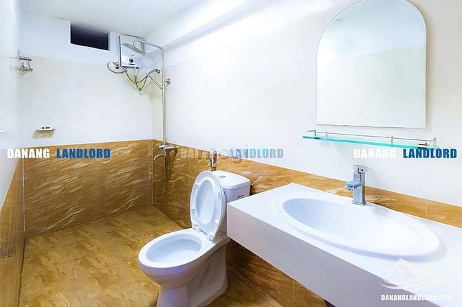 Hình ảnh Nhà 5 phòng ngủ gần chợ Mân Thái - B809