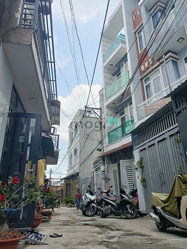 Hình ảnh Trần Thị Hè 4 tầng 60m2 chỉ 4 tỷ 700 triệu.