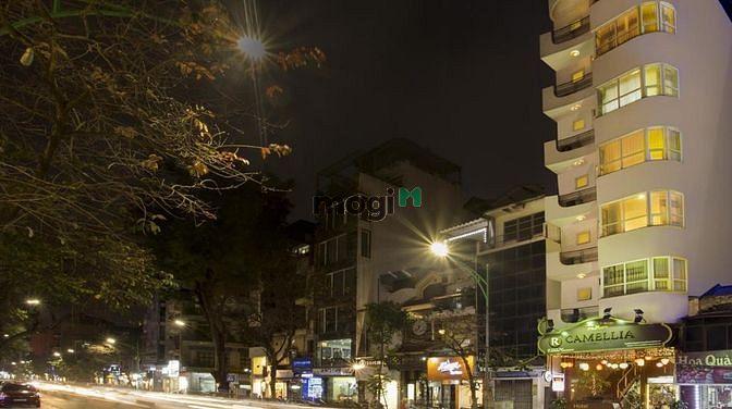 Hình ảnh Cho thuê khách sạn phố Huế - Hàng Bài