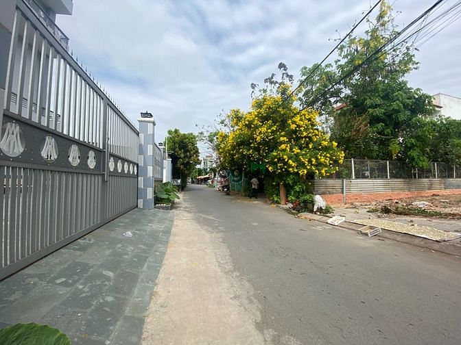 Hình ảnh Bán Đất MT 668 HBP - Thủ Đức - Cạnh Vạn Phúc City - DT 232m2 Full Thổ