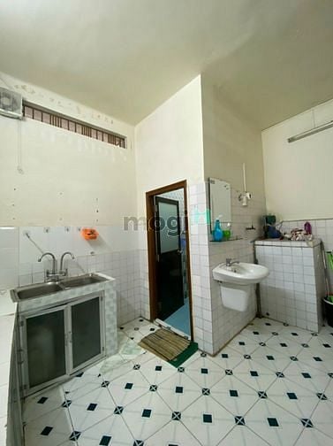 Hình ảnh Bán gấp Bạch Vân Quận 5, 60m2, Ngang 4m, Trang MB66.COM Chính Thức - MB 66 Uy Tín