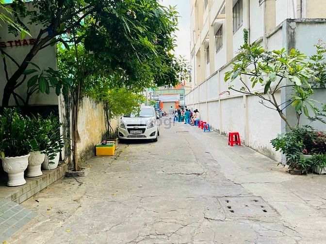 Hình ảnh Nhà chính chủ gửi bán 1T1L đg Phan Văn Trị SHR