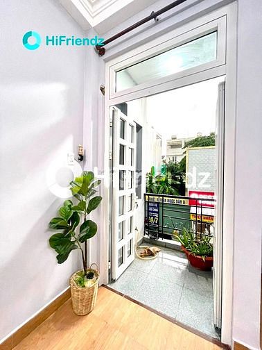 Hình ảnh Phòng An Phú - Full nội thất - ban công - sàn gỗ