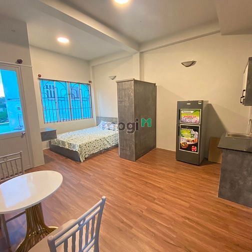 Hình ảnh 1PN/Studio Ban Công, Đầy đủ nội thất Tại mặt tiền Quận 1
