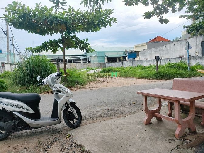 Hình ảnh Cần bán nhanh lô đất 1 sẹc đường Tỉnh Lộ 10, Shr