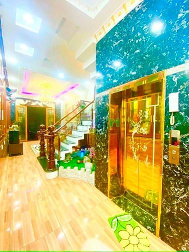 Hình ảnh Bán nhà Mt 6 tấm có thang máy đấy mới bình tân