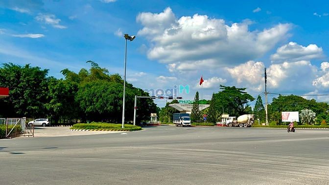 Hình ảnh Sang nhanh 693m2 để lo viện phí.Thô cư 100%.Khu đông dân.SHR