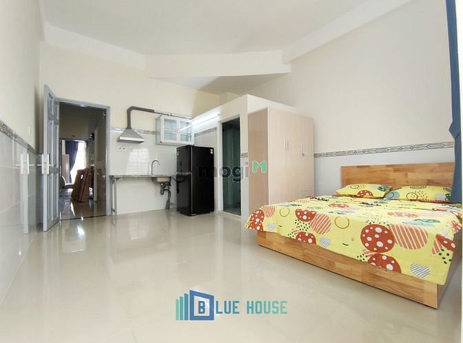 Hình ảnh Ban Công Full Nội Thất - Ngay Khu K300 - Lotte Cộng Hòa.