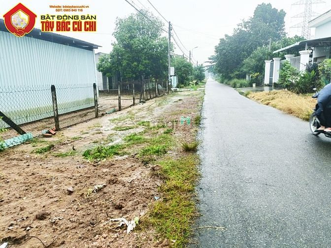 Hình ảnh Bán đất đường 490 - 405m2 - 9x45 - 296m2 thổ cư - xã Phạm Văn Cội