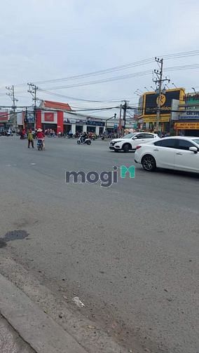 Hình ảnh Cần bán gấp đất THỔ CƯ đường Lê Văn Việt Q9,hẻm 6m,80m2 giá 3tỷ7.