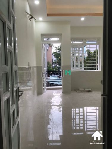 Hình ảnh Phòng trọ đẹp có ban công, máy lạnh. Giá 5tr2