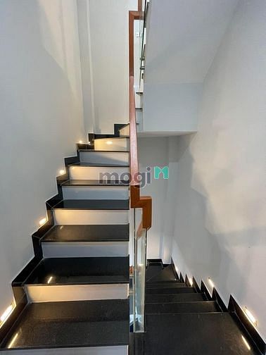 Hình ảnh MUA NHANH BÁN LẸ Huỳnh Mẫn Đạt P7 Q5 56m2
