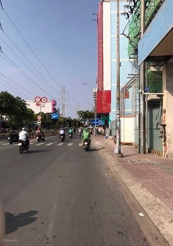 Hình ảnh Đất đẹp giá 1tỷ8 ngay mặt tiền Phạm Thế Hiển, P7, Quận 8, SHR