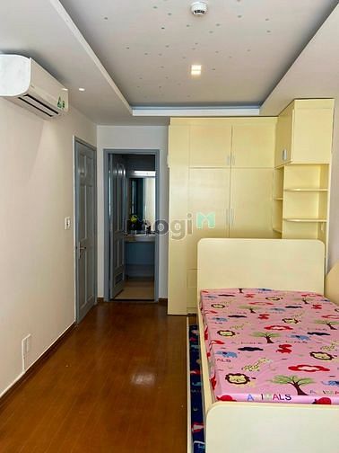 Hình ảnh Cho thuê chung cư sky center 140m2,3pn,3wc full nội thất