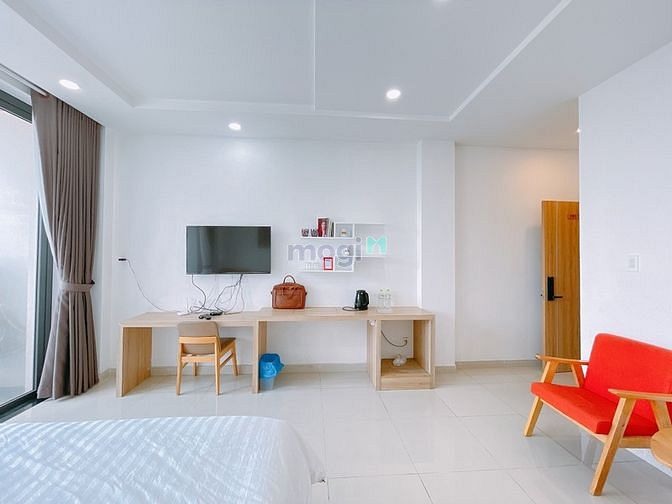 Hình ảnh Căn studio ban công, full nội thất, bếp ngoài, 30m2, phòng mới Quận 4