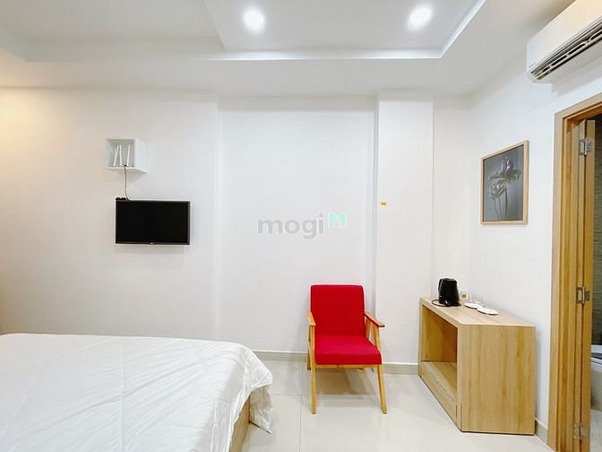 Hình ảnh Căn studio ban công, full nội thất, bếp ngoài, 30m2, phòng mới Quận 4