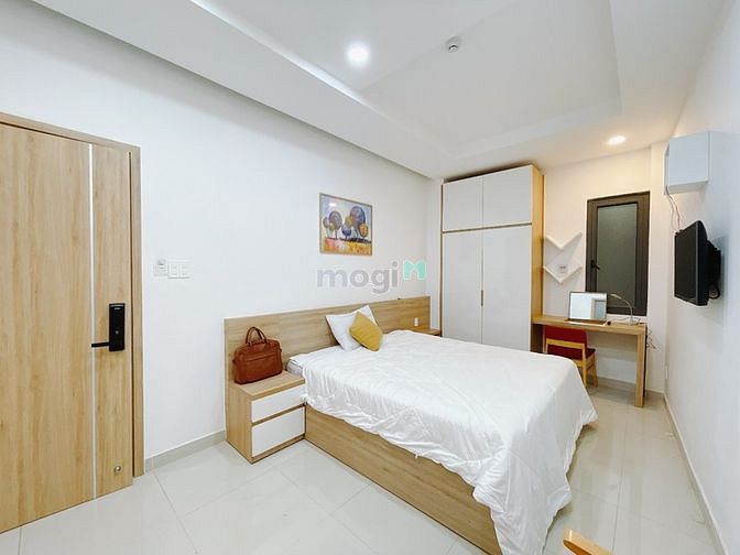Hình ảnh Căn studio ban công, full nội thất, bếp ngoài, 30m2, phòng mới Quận 4