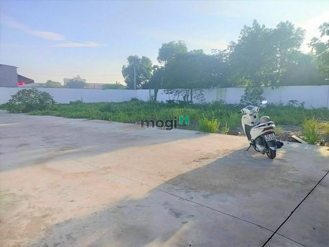 Hình ảnh Đất Lớn Gần 1.500m2 Vuông Vắn Thới Tam Thôn Hóc Môn