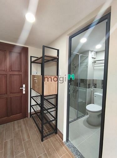 Hình ảnh Mb6623 nạp rút nhanh chóng Gác lửng, ban công, máy giặt riêng, nội thất gỗ Quận 10