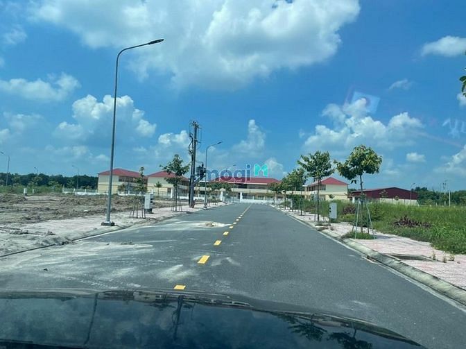 Hình ảnh 100m2 Thổ Cư Ngay Trung Tâm Bàu Bàng