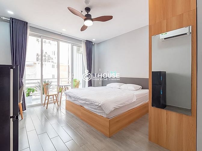 Hình ảnh Mb6623 nạp rút nhanh chóng Balcony Full nội thất Yên Thế, Sân Bay, Tân Bình
