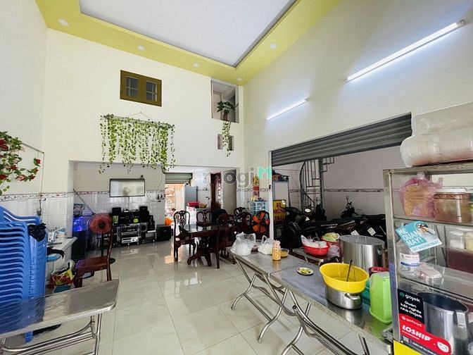 Hình ảnh Bình Tân - Hàng cực phẩm ngang 8m - 5 Tầng - Nhỉnh 9 Tỷ