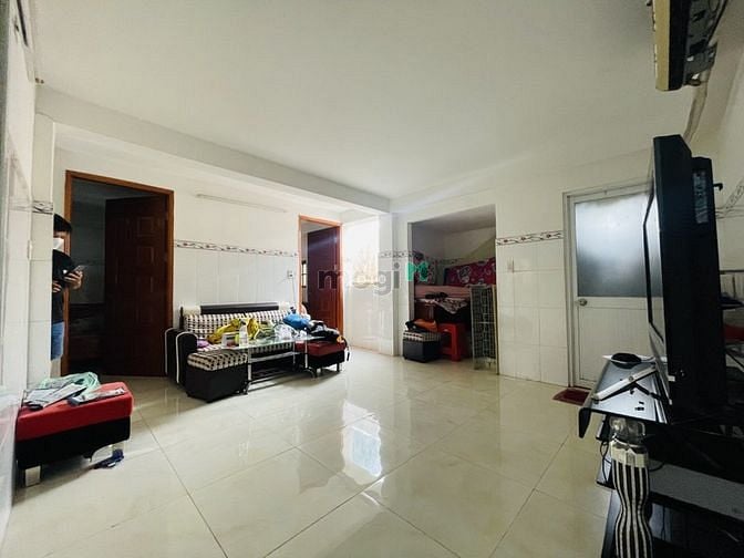 Hình ảnh Bình Tân - Hàng cực phẩm ngang 8m - 5 Tầng - Nhỉnh 9 Tỷ