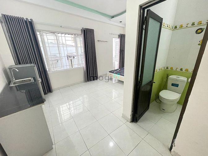 Hình ảnh Cho thuê Phòng Full NT Cách Mạng Tháng Tám, Quận 3, giá 6tr5/tháng