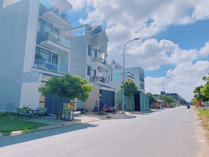 Hình ảnh HÓT cập nhật 2 nền đất 80m2 Bình Chánh, giáp ranh bình tân
