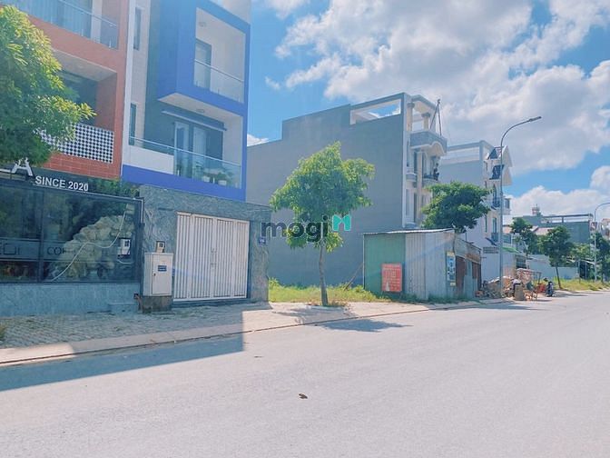 Hình ảnh HÓT cập nhật 2 nền đất 80m2 Bình Chánh, giáp ranh bình tân